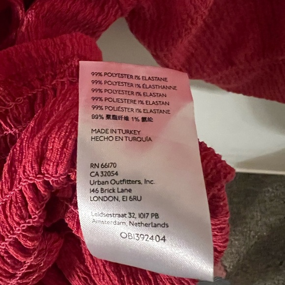 Anthropologie Pilcro Puff Sleeved Crop Top in Rose Red Pink Small - Picture 11 of 12